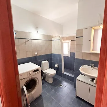 Ideal House Kardhianí