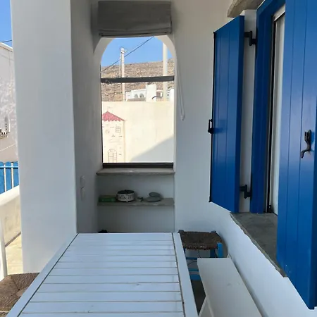 Holiday home Ideal House Kardhiani